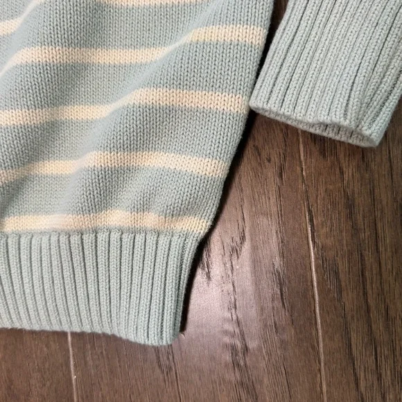 Brandy Melville Striped Crewneck Sweater - Picture 7 of 9